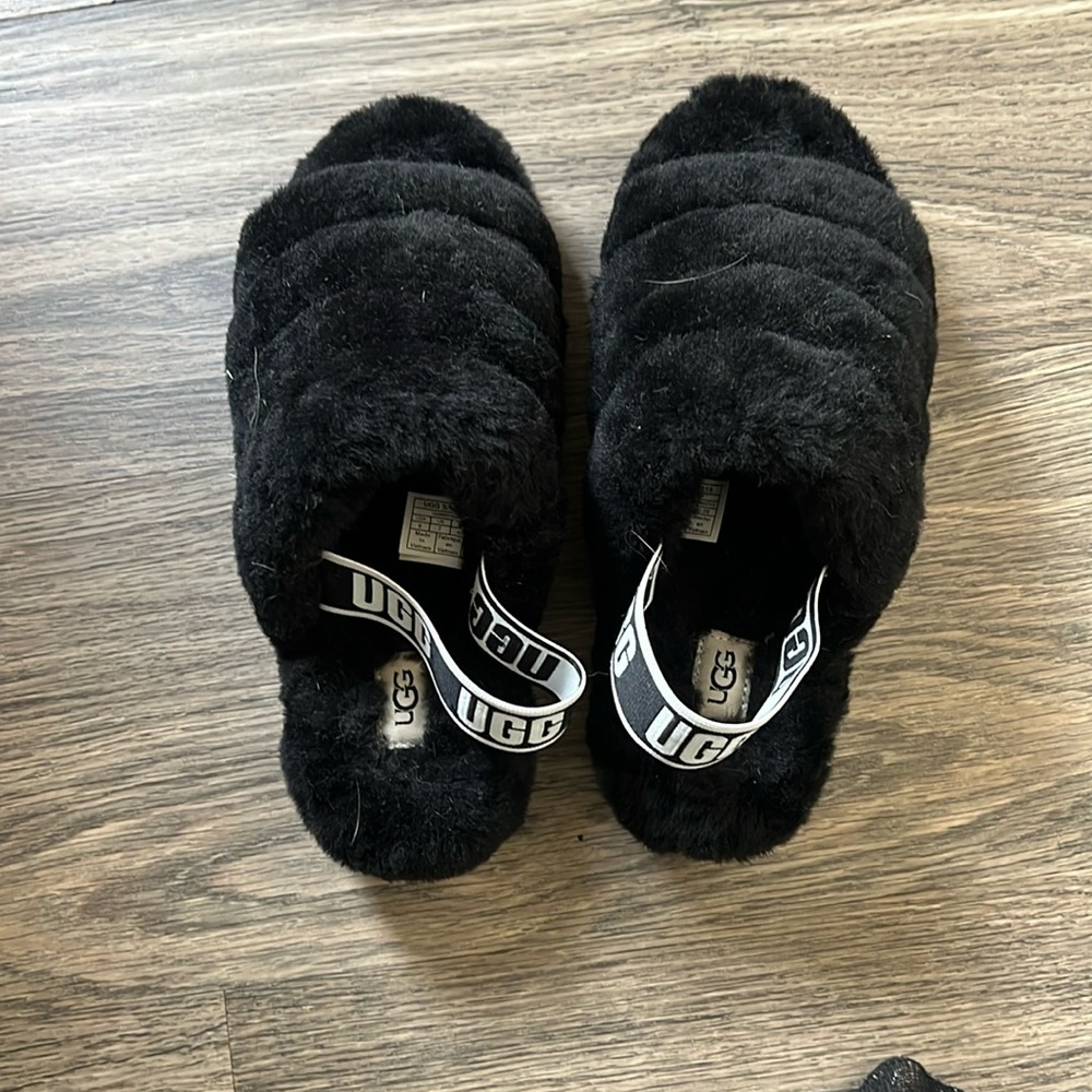 UGG Fluff Yeah Slides